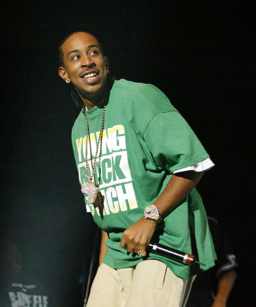 Ludacris Performing On Stage Background