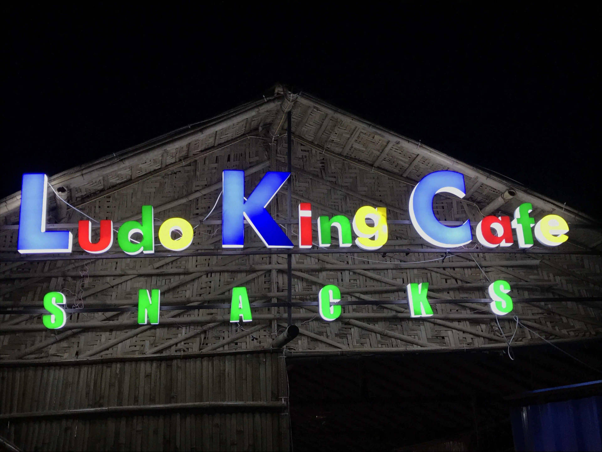 Ludo King Cafe Exterior Background