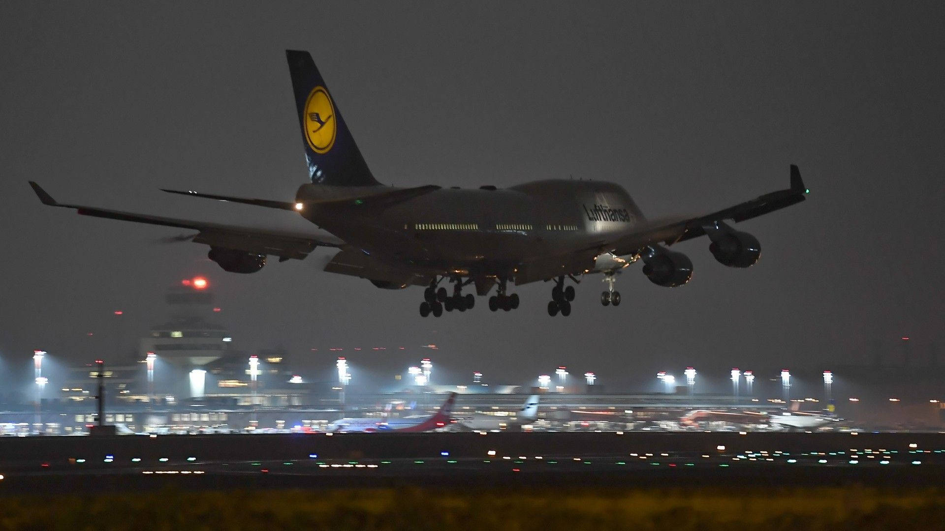 Lufthansa Plane In Action At Night