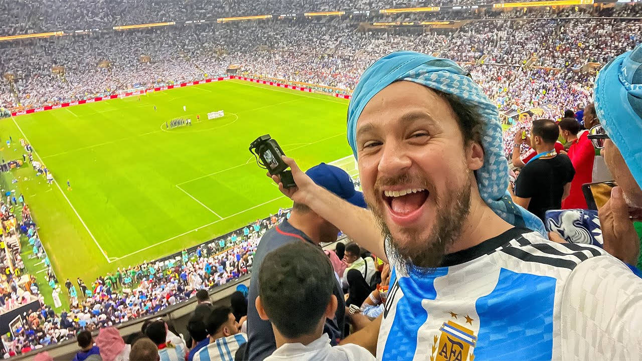 Luisito Comunica At Fifa World Cup Background