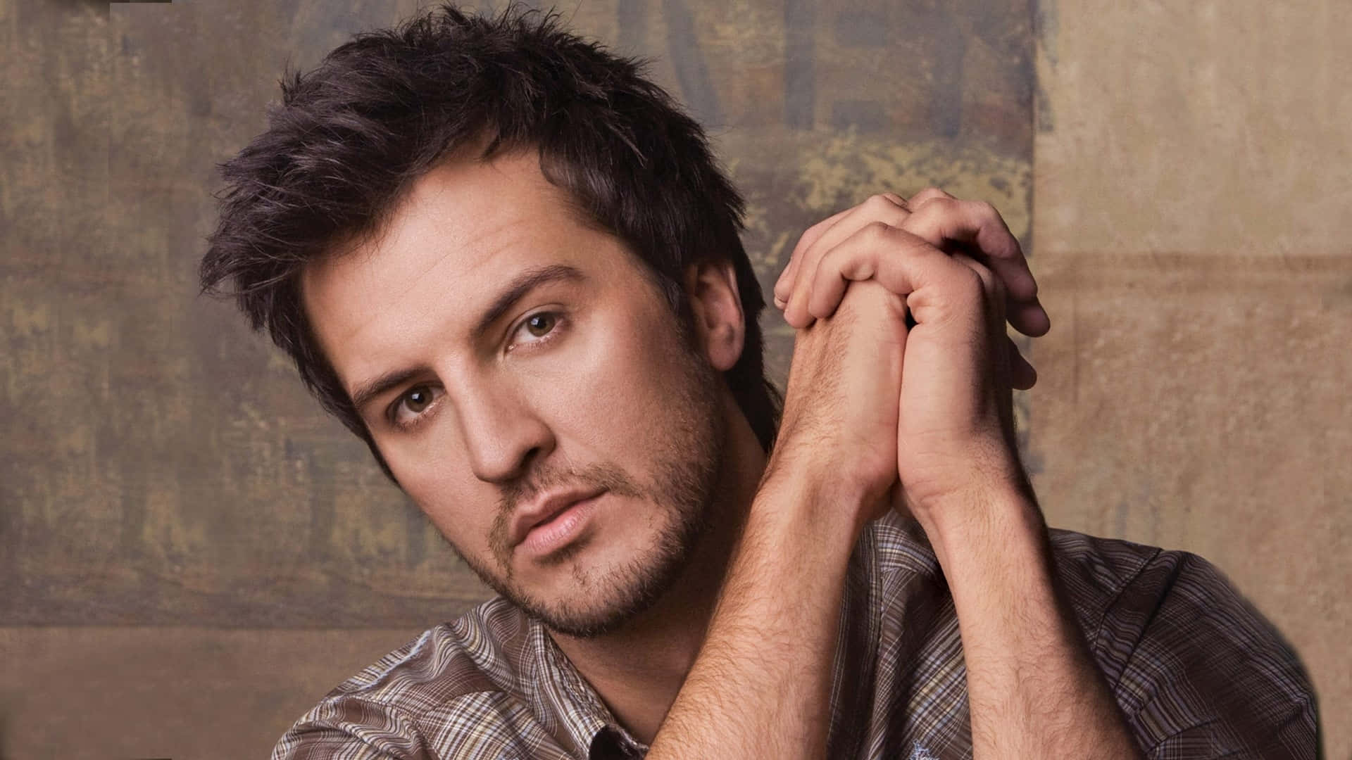 Luke Bryan - The Heart Of Country Music Background