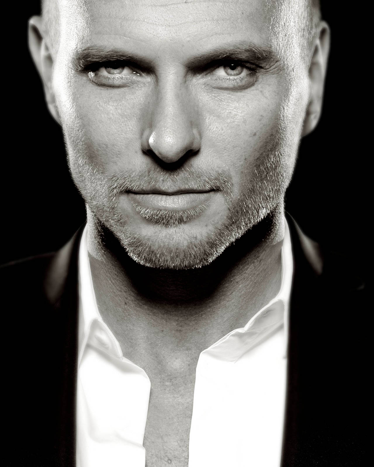 Luke Goss Monochrome Photo Background