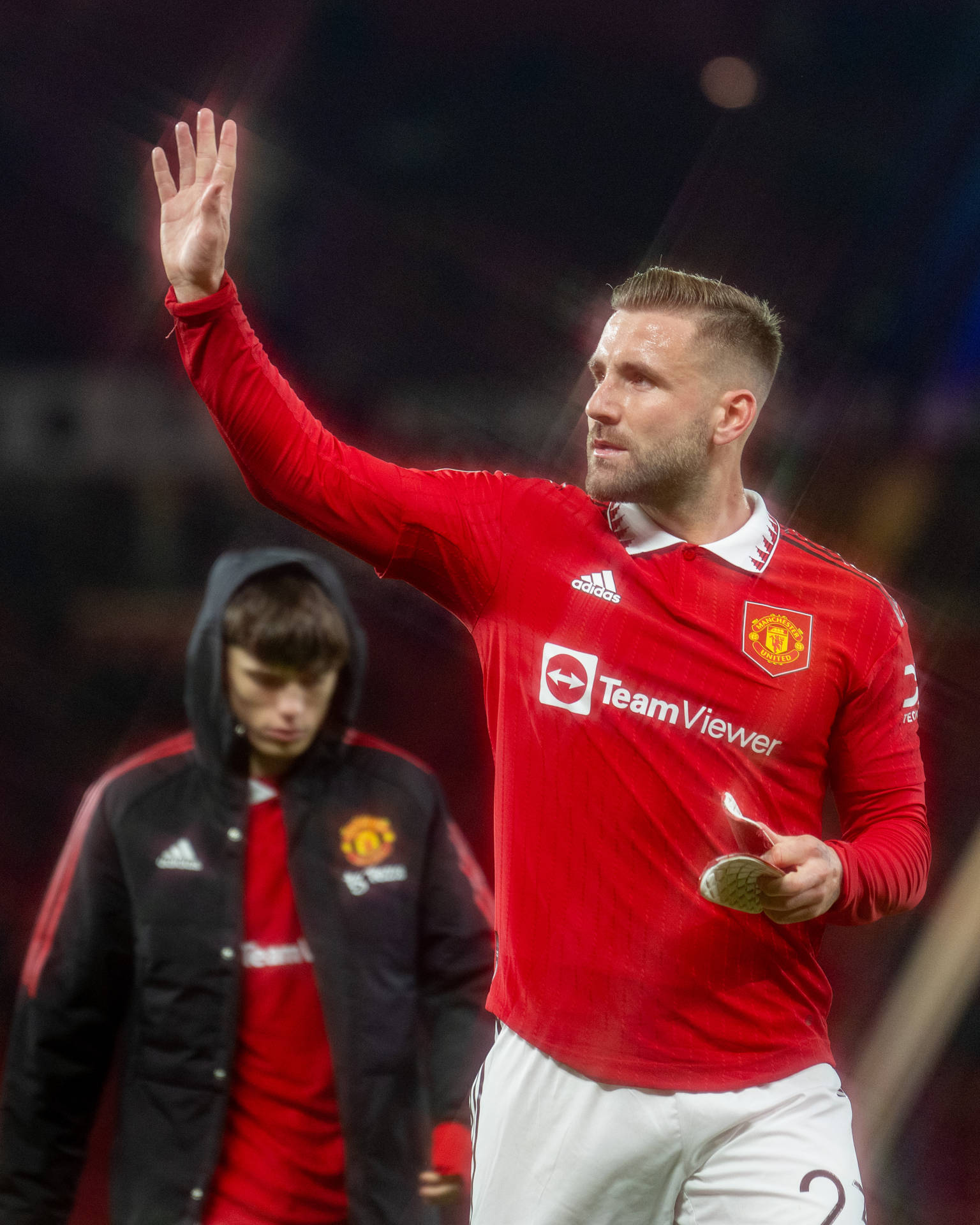 Luke Shaw Waving Background