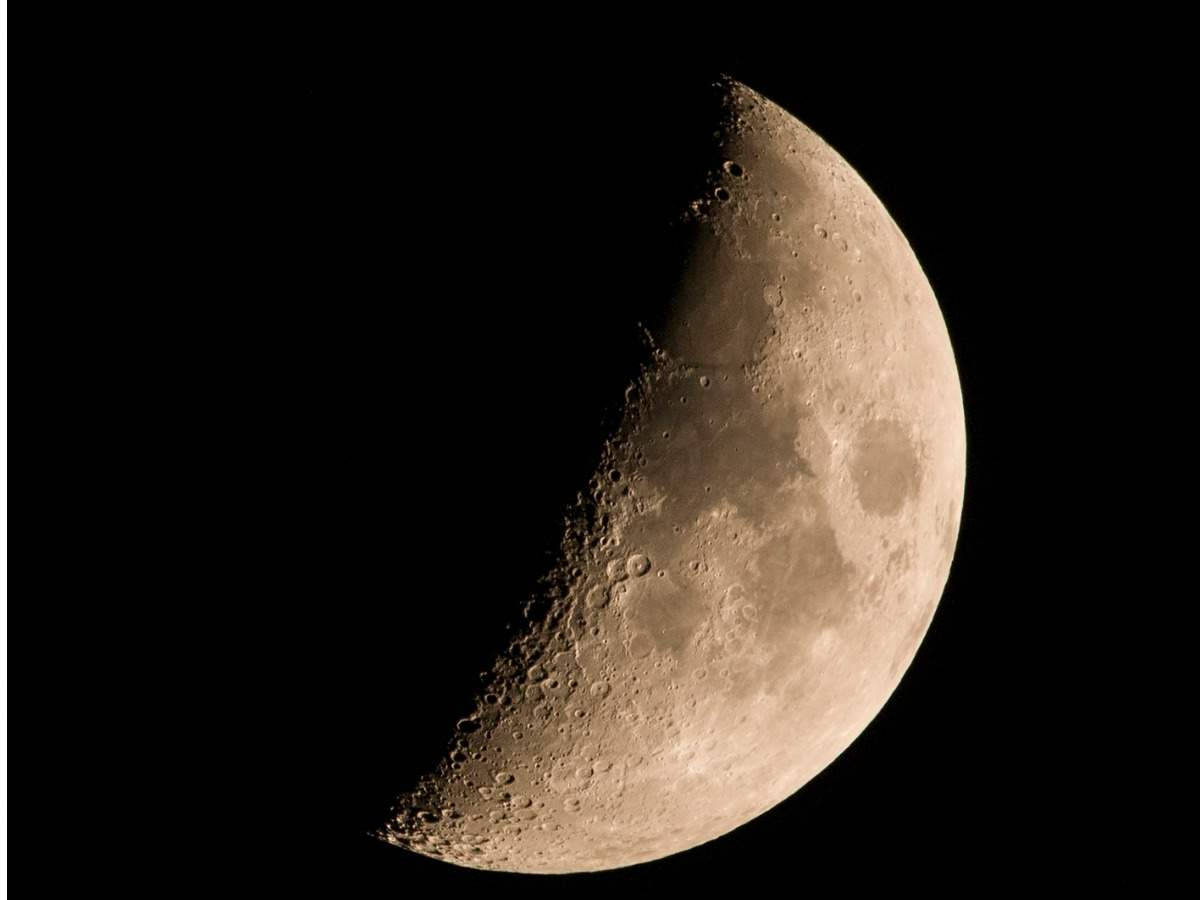 Lunar Eclipse Telescope Background