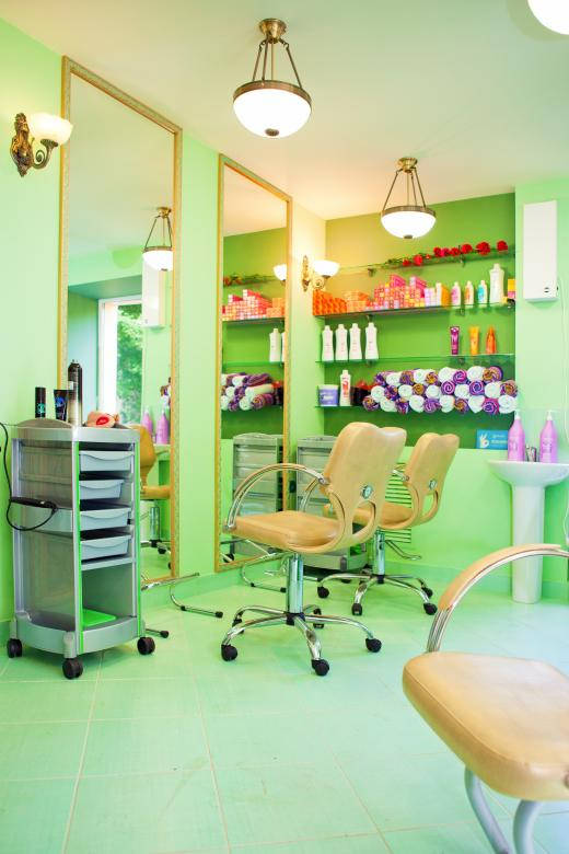 Luxurious Green-themed Beauty Salon Interior Background