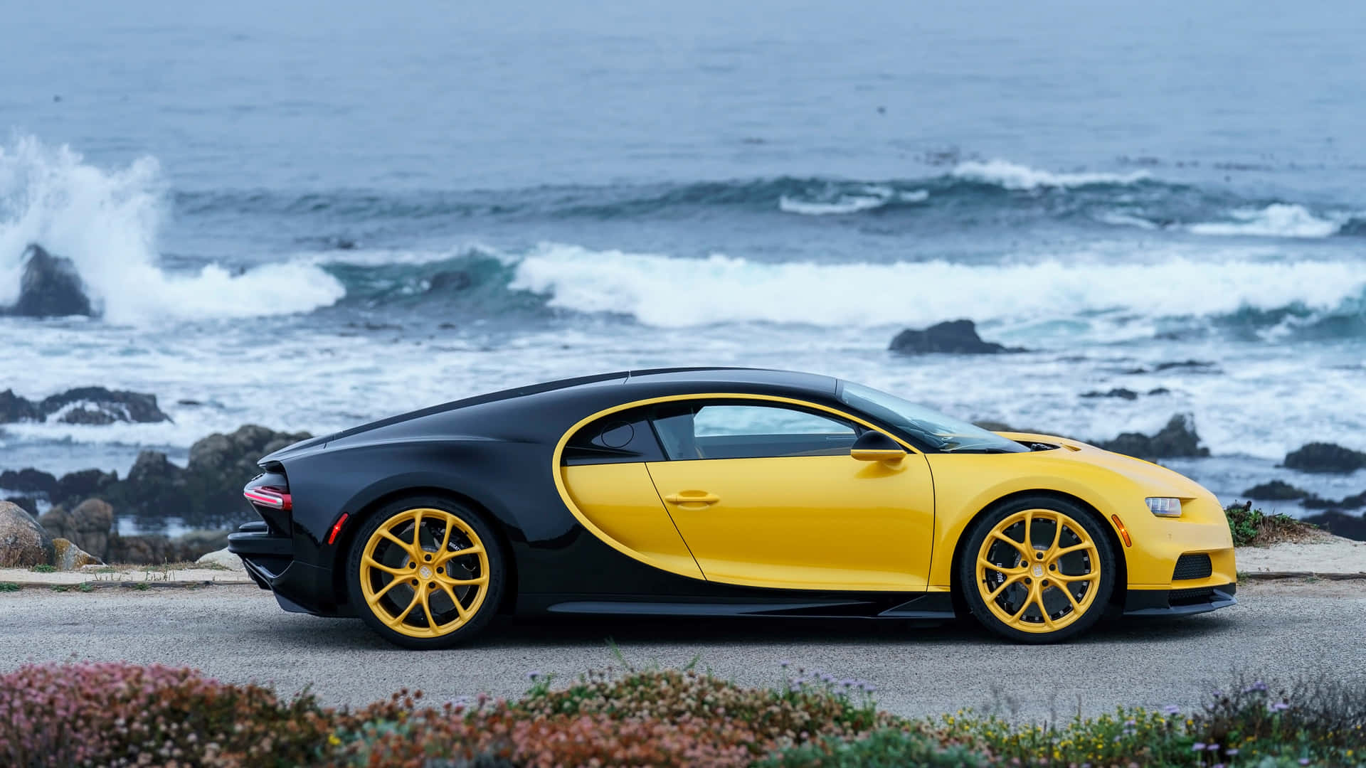 Luxury In Motion - Indulge In The Power And Beauty Of The Bugatti 4k Background