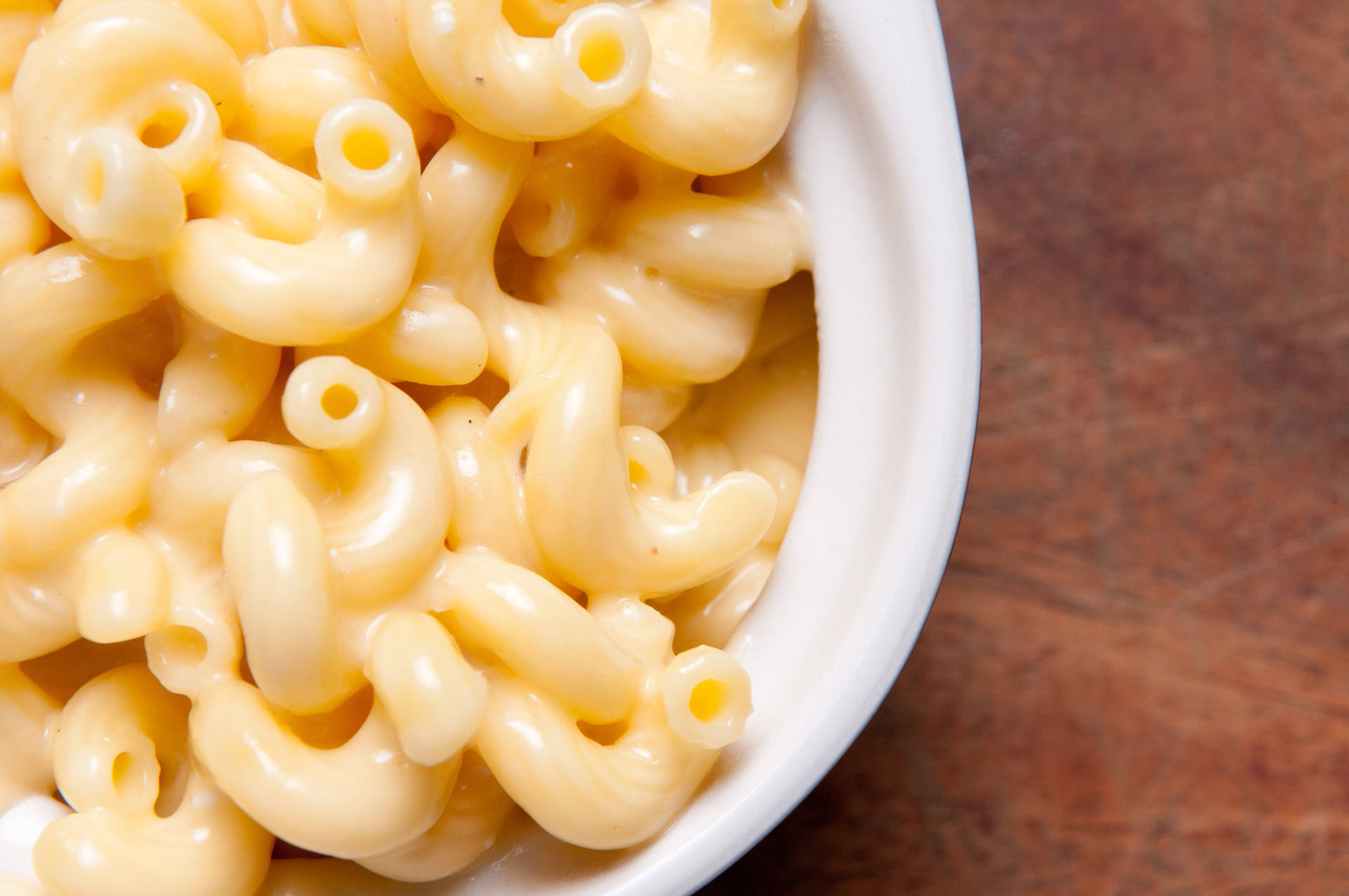 Mac And Cheese In White Ramekin Background