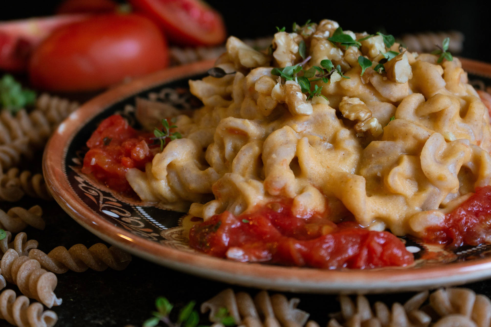 Mac And Cheese With Tomato Sauce Background