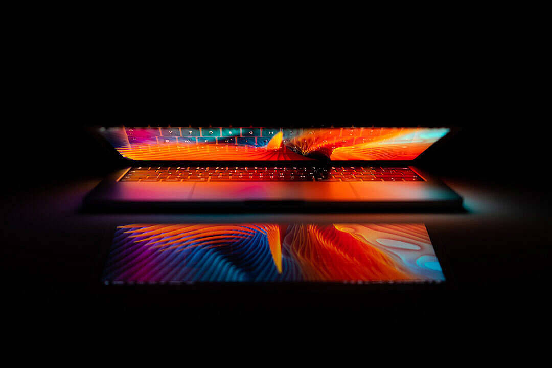 Macbook Air 2020 Monitor Light Background