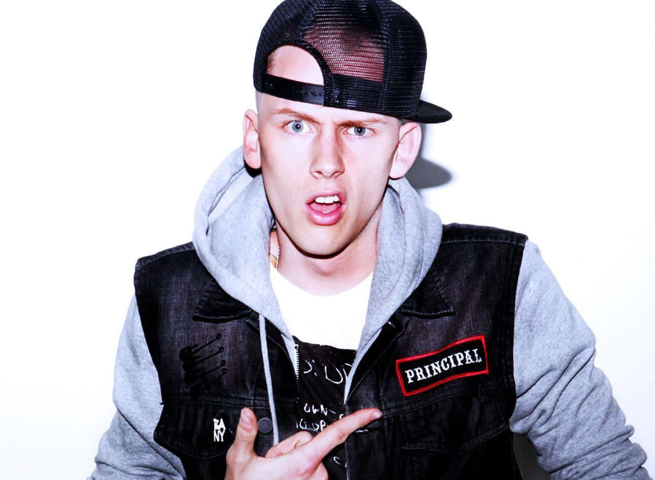 Machine Gun Kelly – Rap Artist Background