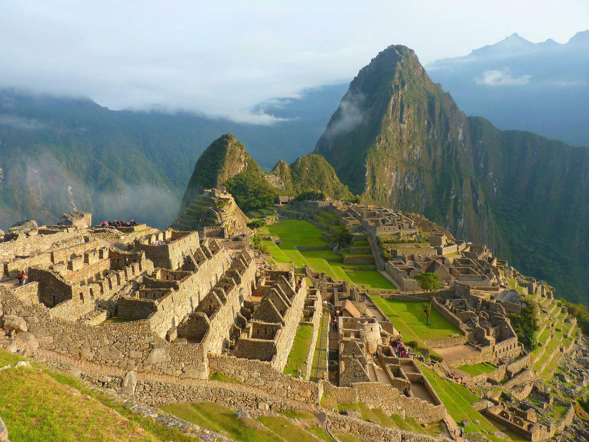 Machu Picchu, Peru - Machu Picchu Tour Background