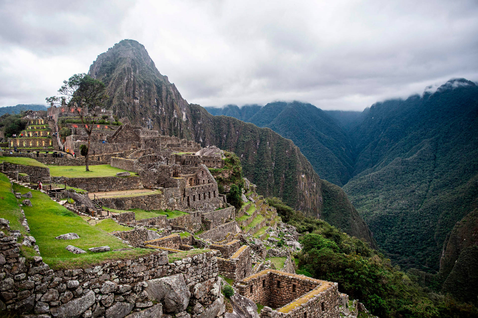 Machu Picchu, Peru Background