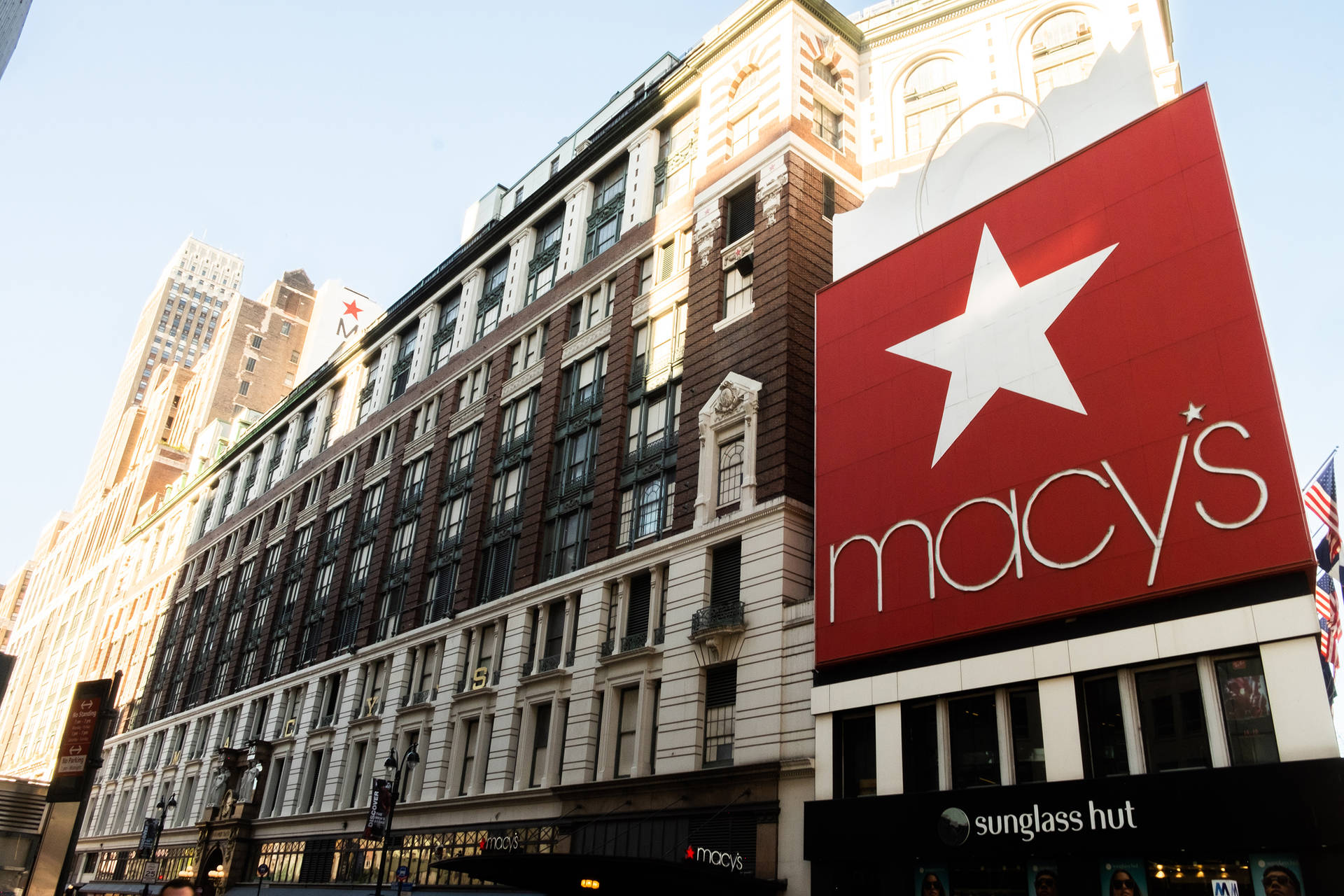 Macys New York During Day