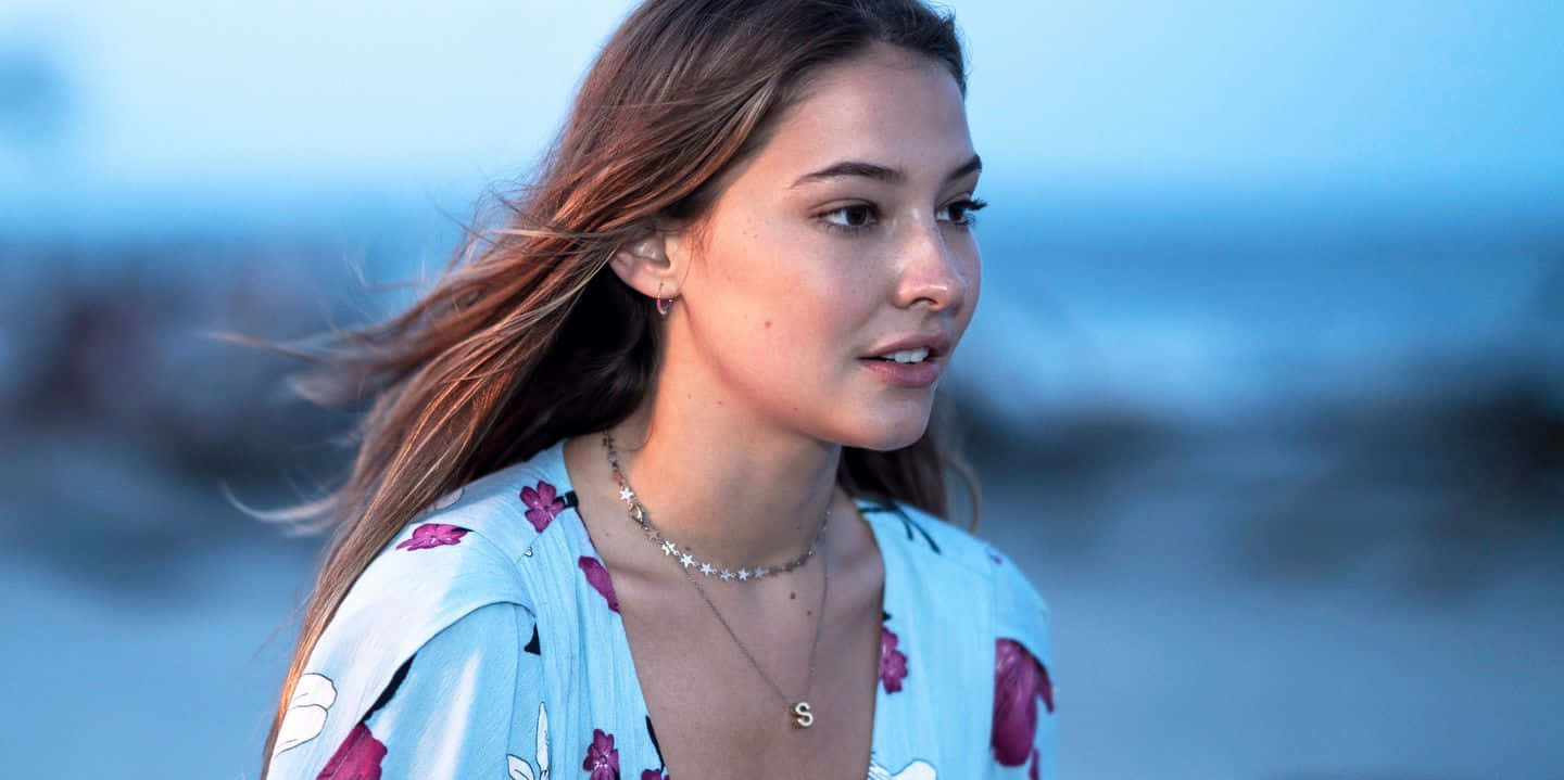 Madelyn Cline Is An American Actor Best Known For Her Roles In Stranger Things. Background