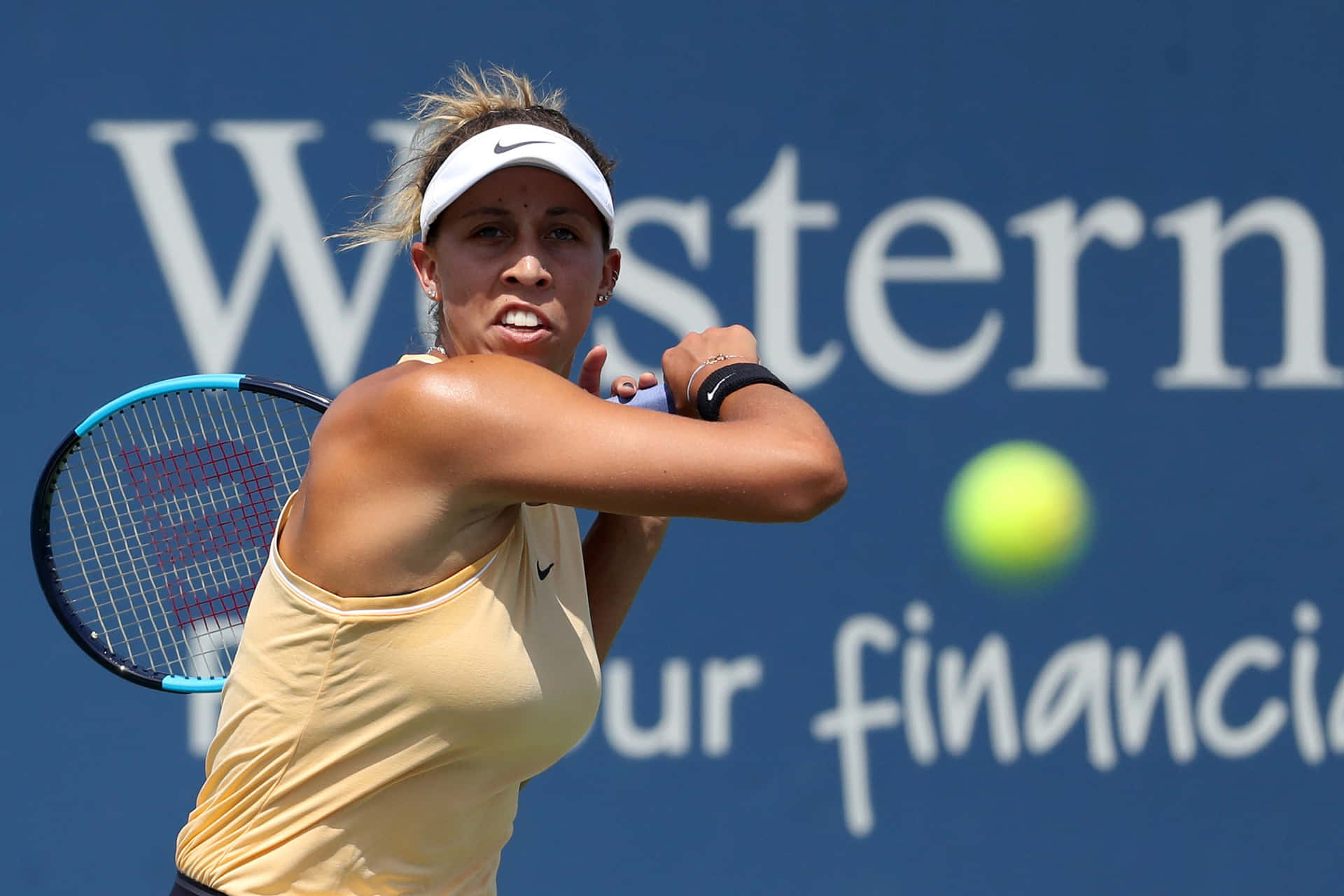 Madison Keys In Action Background