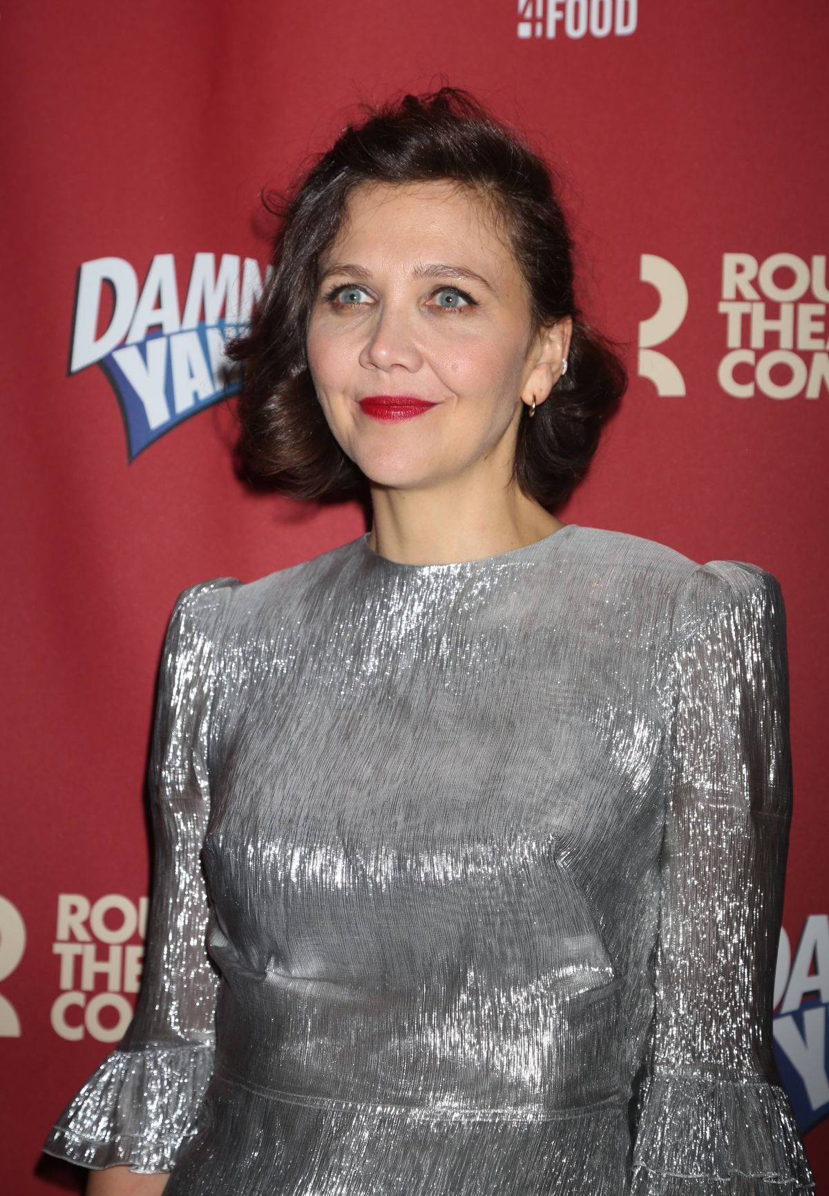 Maggie Gyllenhaal Celebrity Actress Background