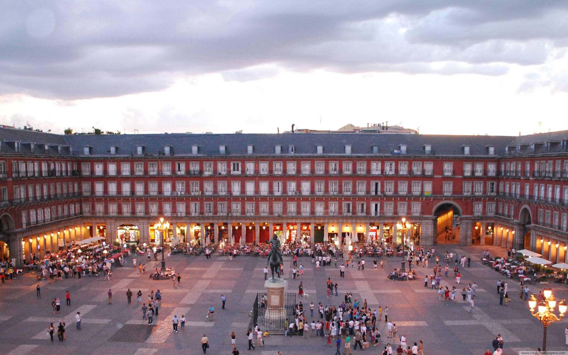 Magnificent Plaza Mayor Madrid Background