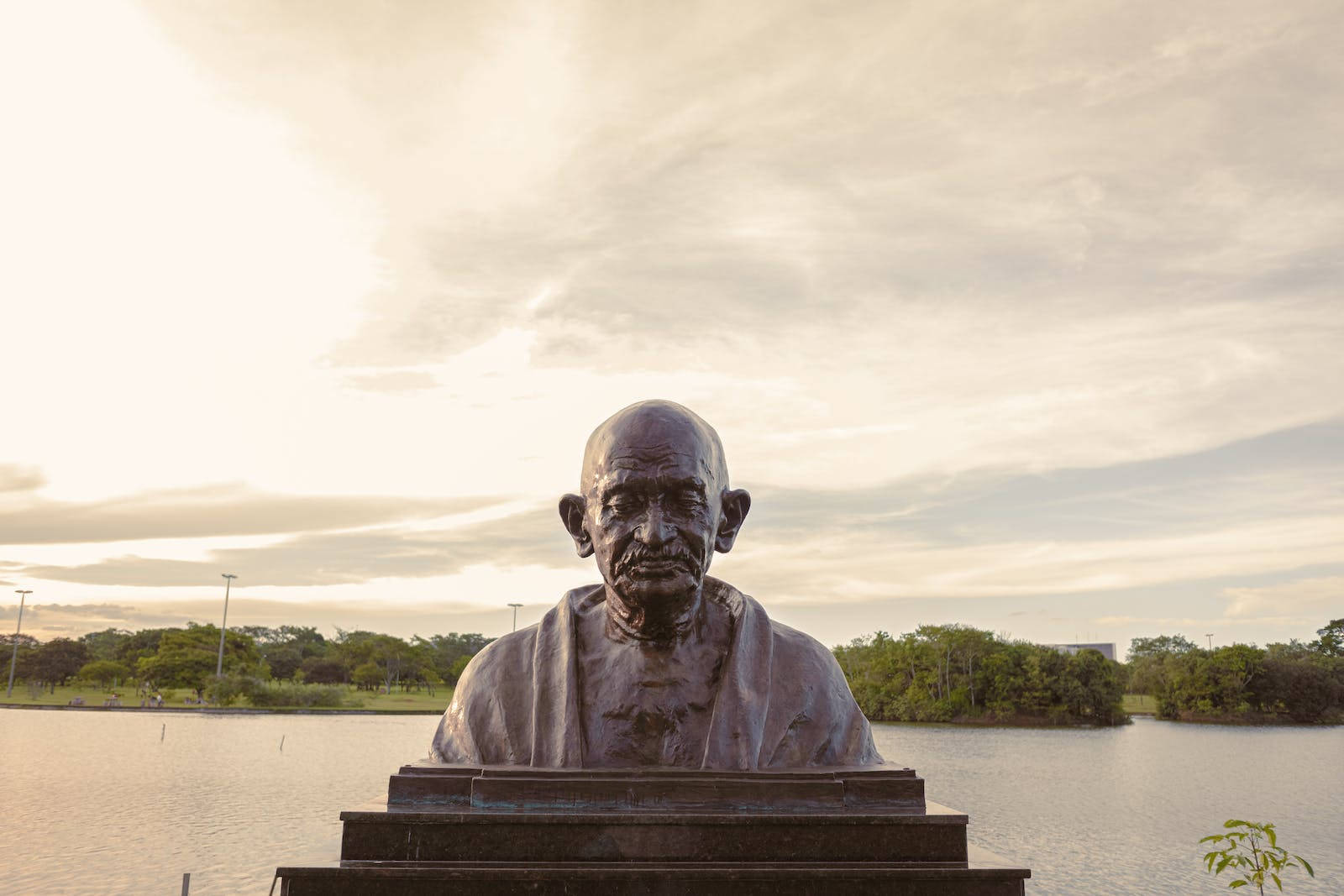 Mahatma Gandhi Sculpted Statue Background