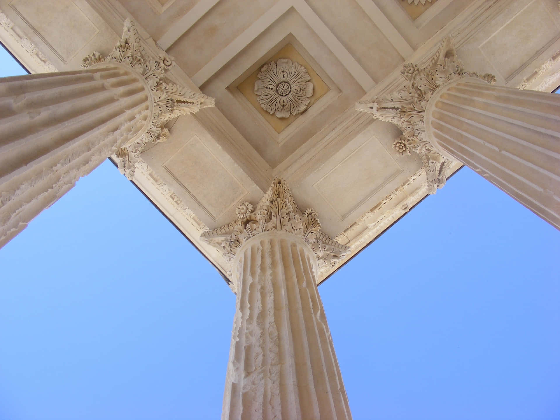 Maison Carrée Ceiling And Columns Background