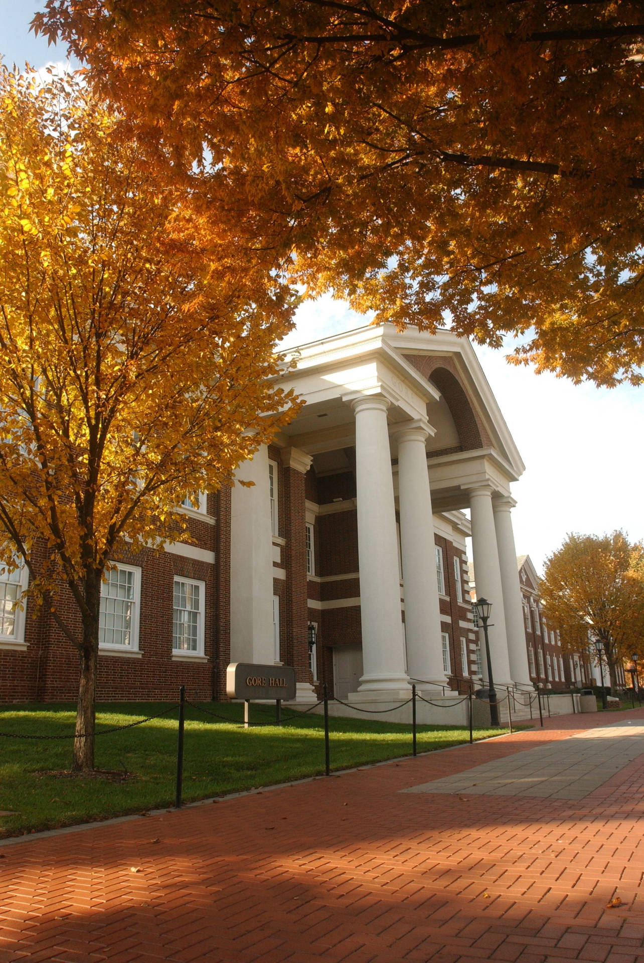 Majestic Architecture Of University Of Delaware Campus Building Background