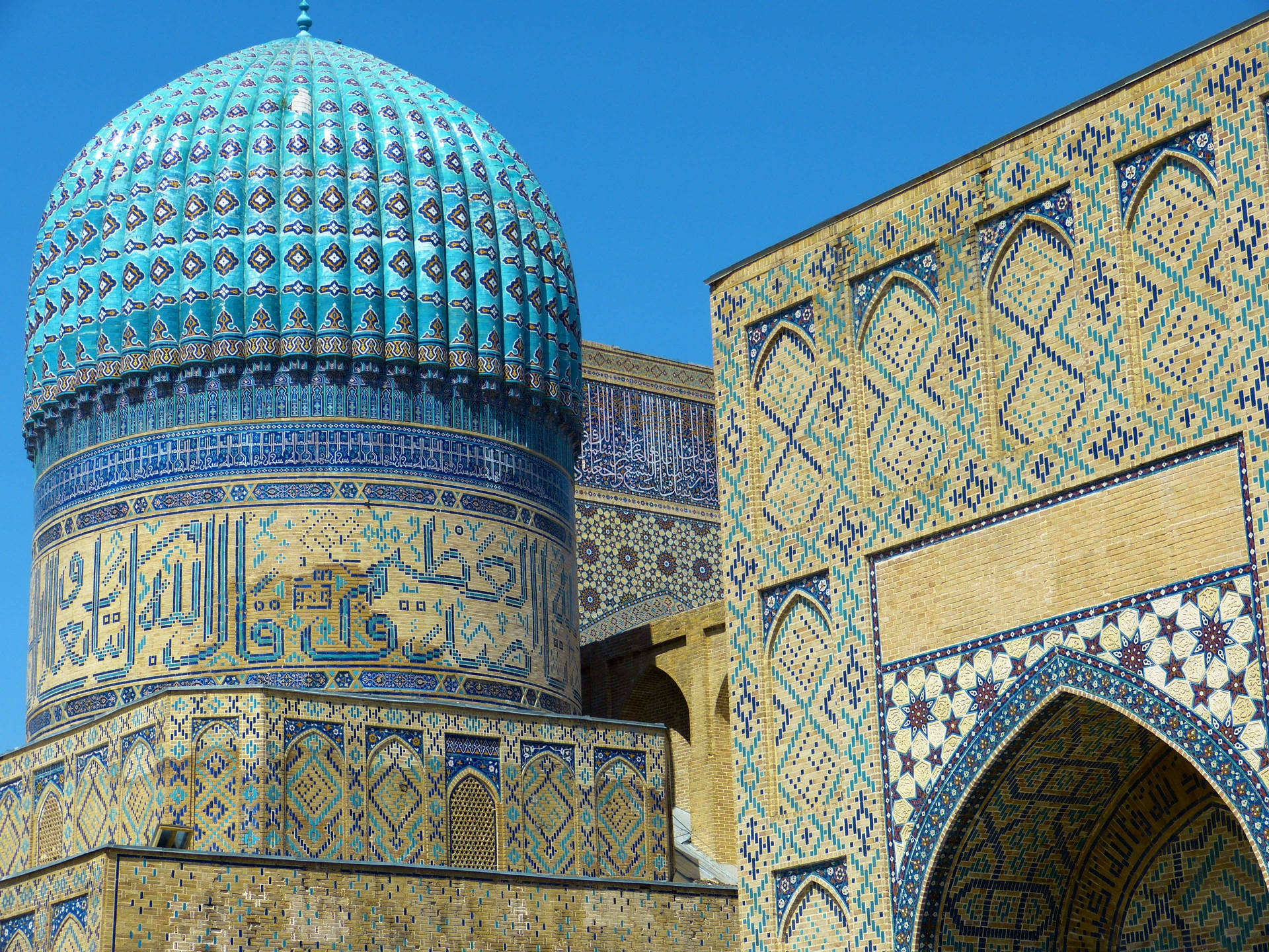 Majestic Bibi-khanym Mosque In Samarkand Background