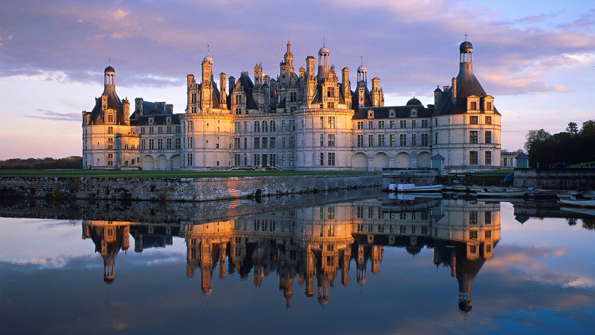 Majestic Chambord Castle In France Background