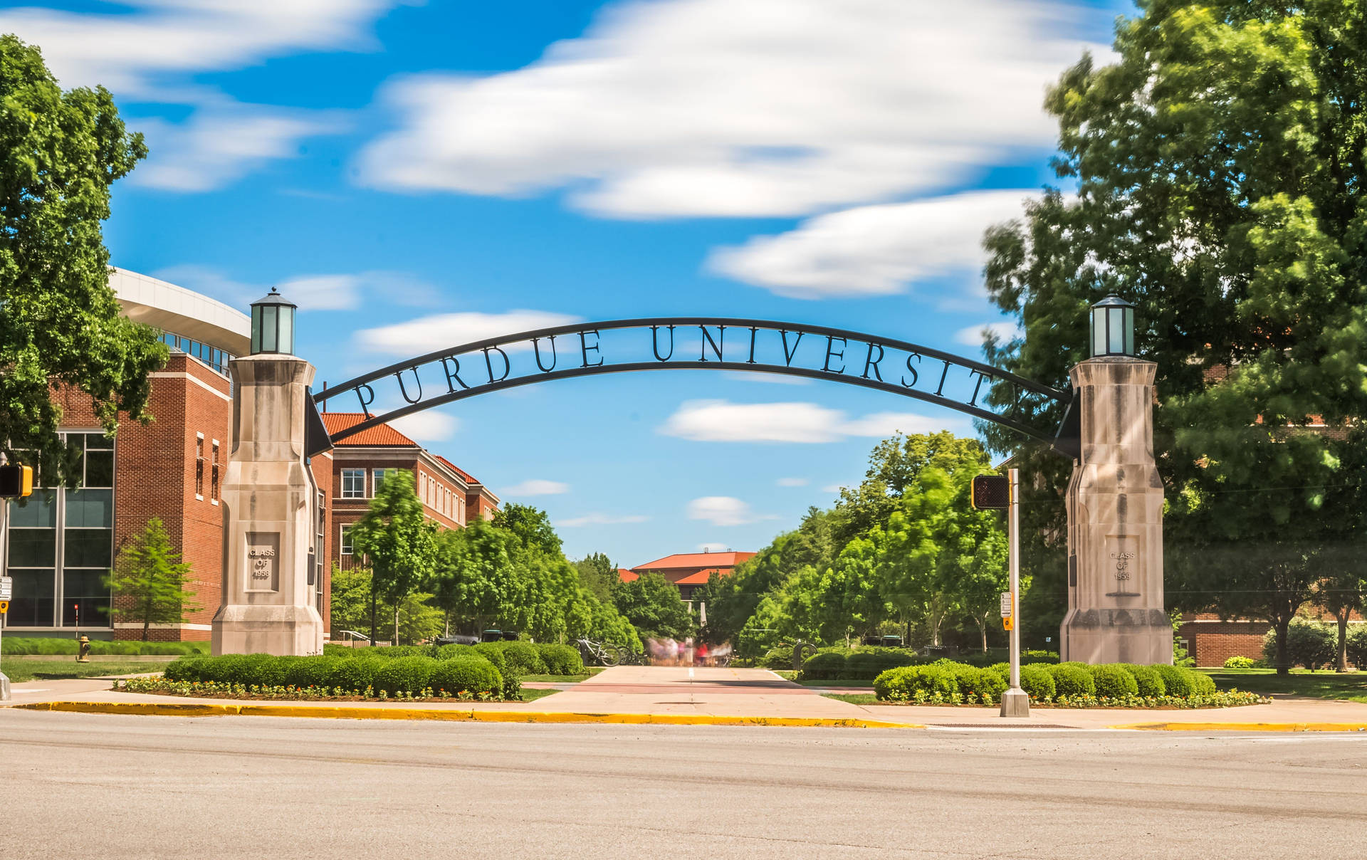 Majestic Entrance To Purdue University Background