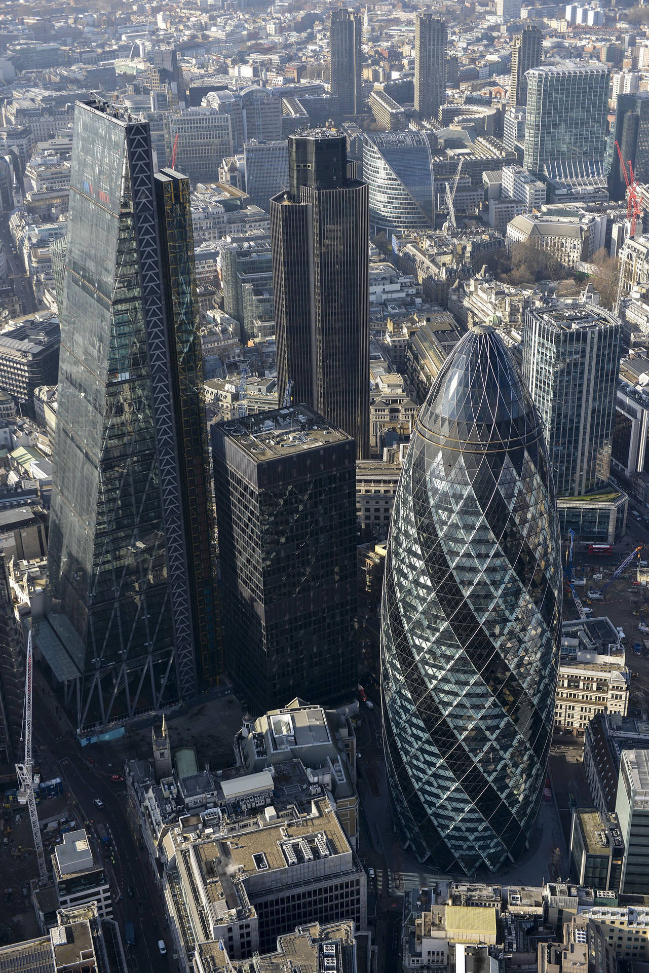 Majestic Gherkin Building Dominating London Cityscape Background