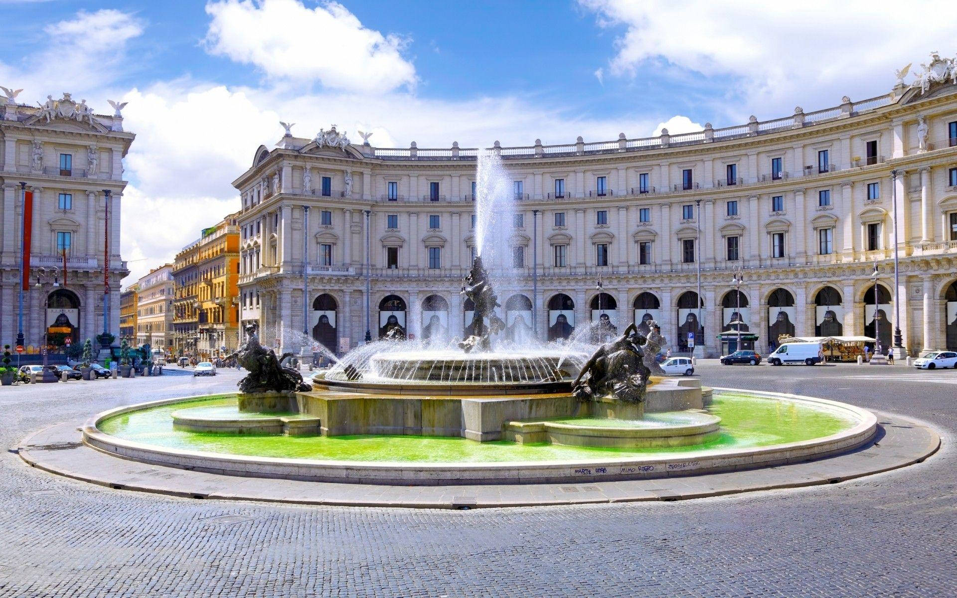 Majestic Piazza Esedra In Rome Background