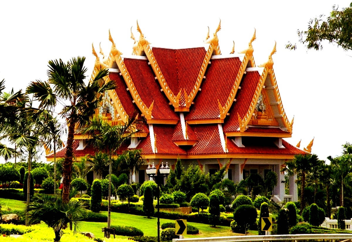 Majestic Red Temple In Pattaya Background