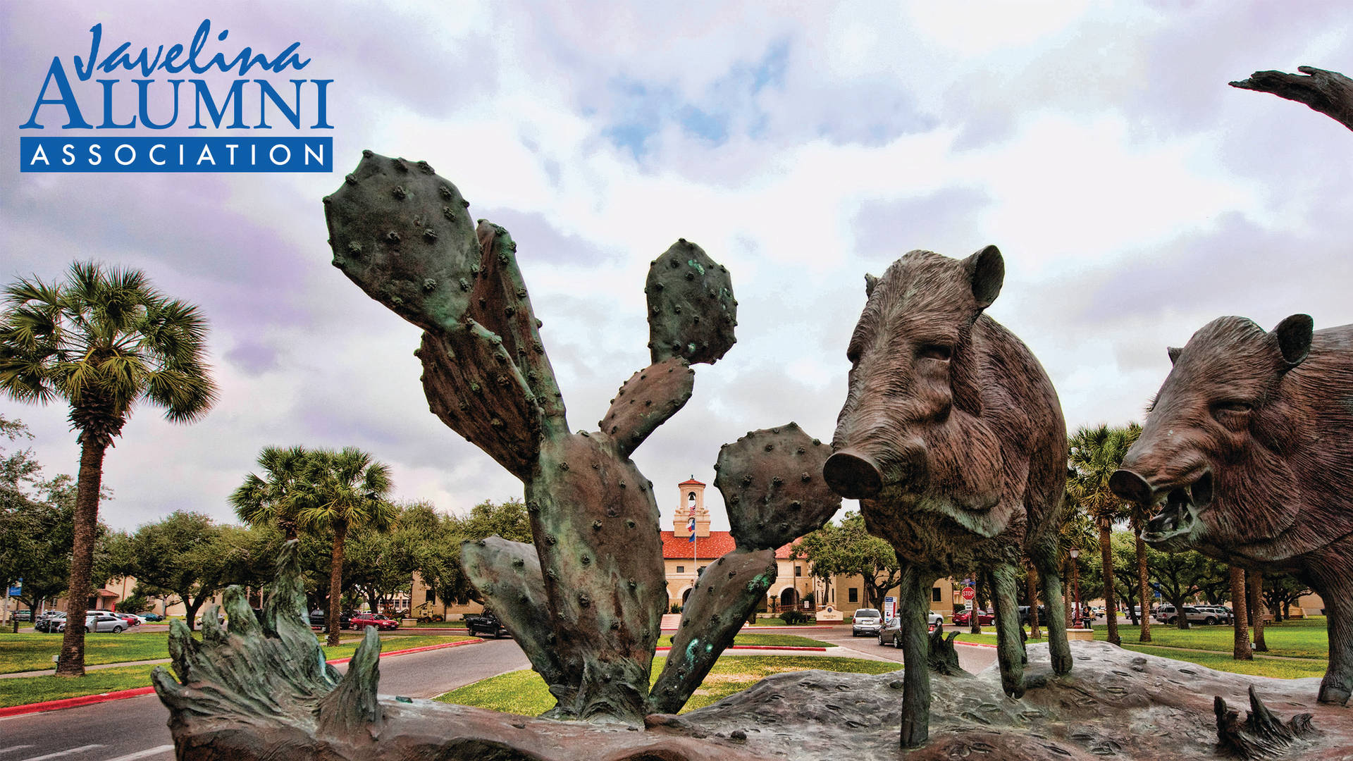 Majestic Statue At Texas A&m University Kingsville Background