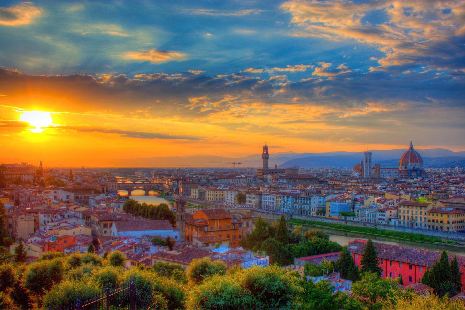 Majestic Tuscany Sunset Skyline Background