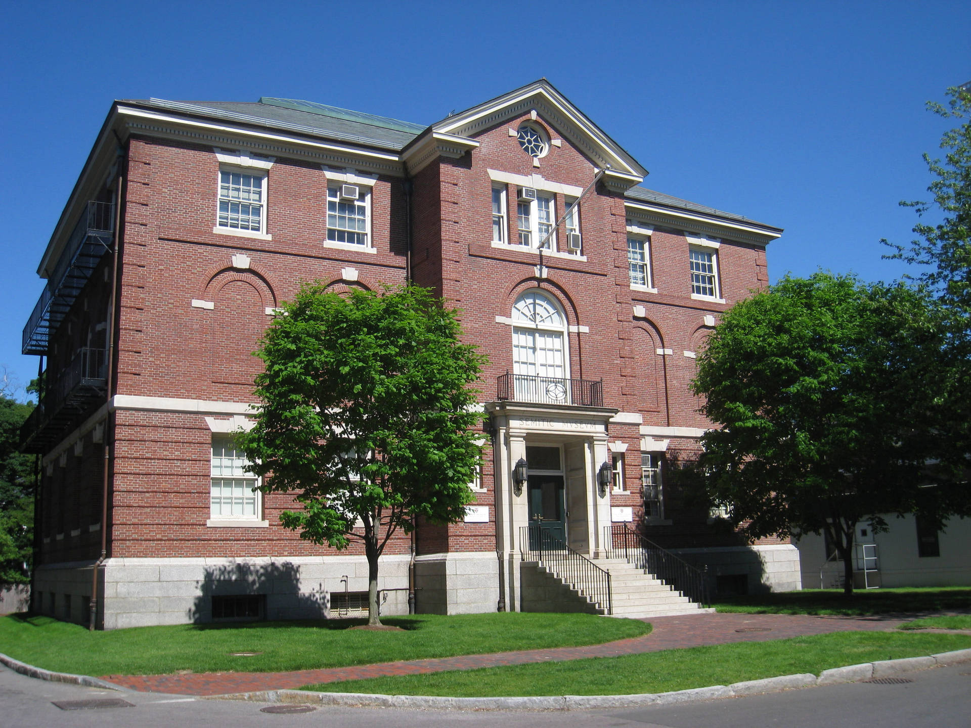 Majestic View Of Harvard University's Semitic Museum Background