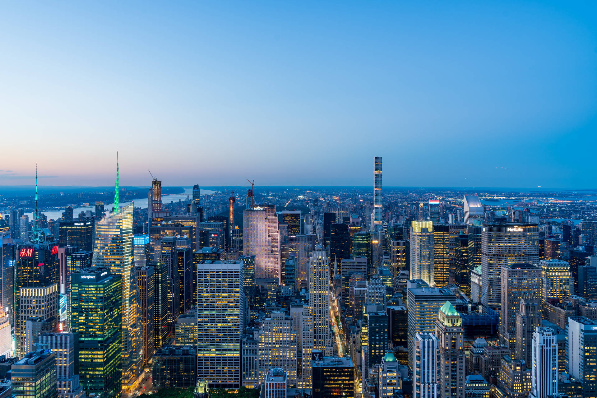 Majestic View Of Manhattan Buildings In New York Hd Background