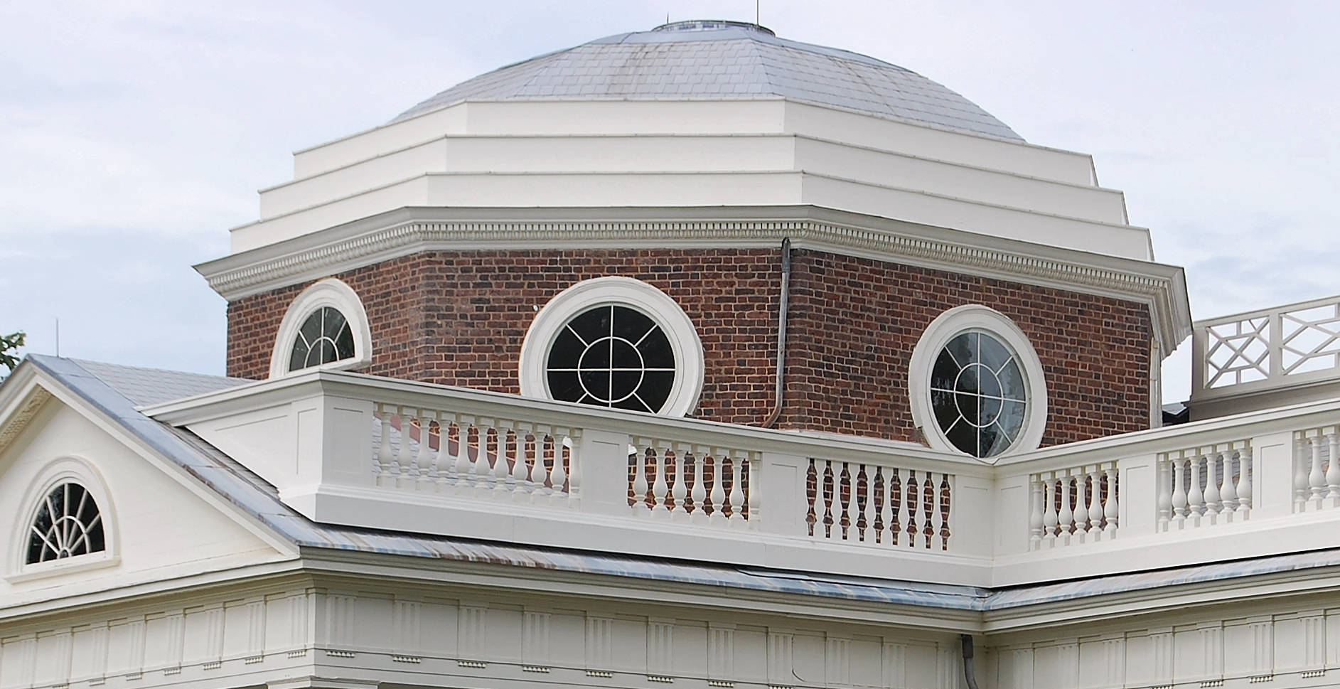 Majestic View Of Monticello Dome Background