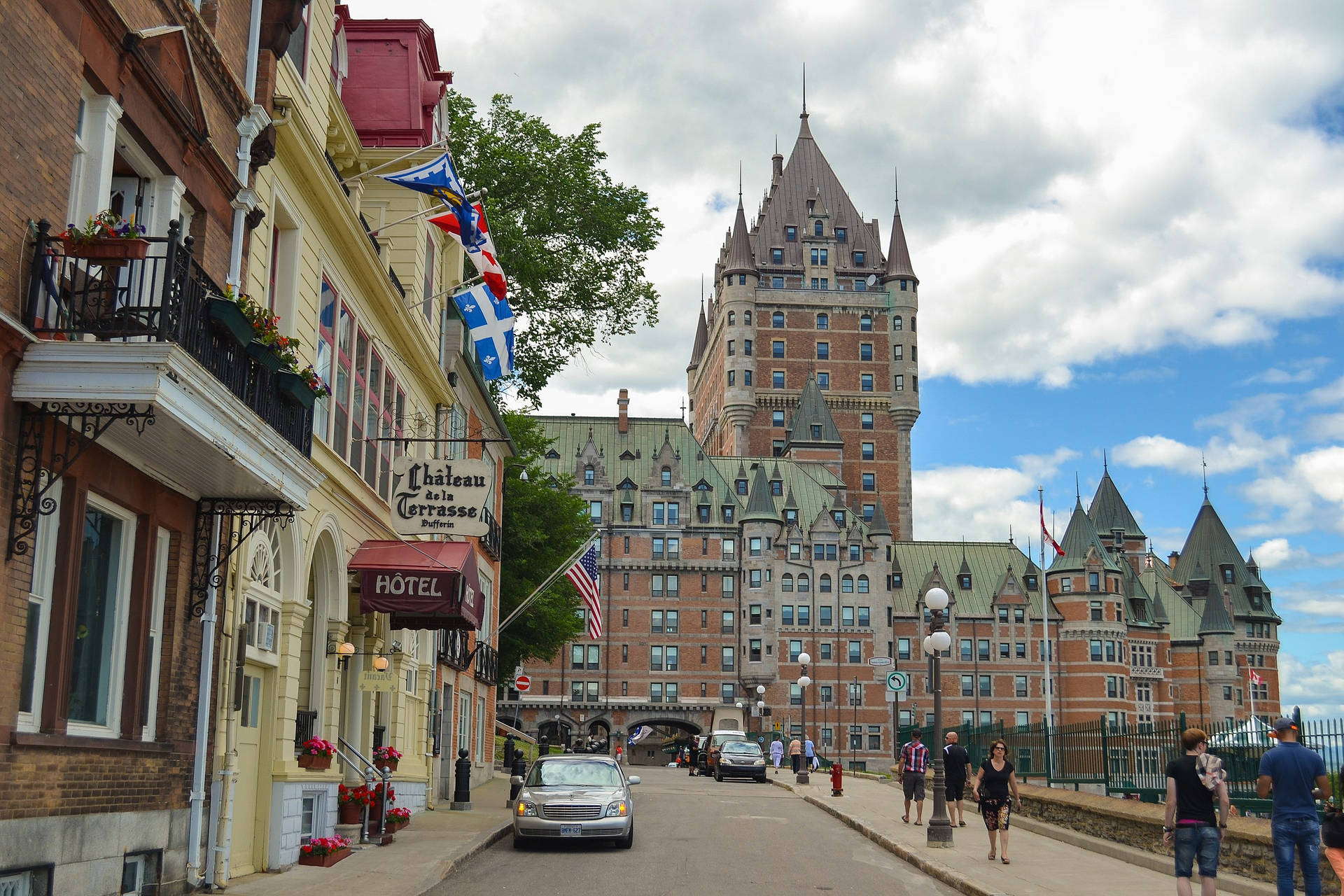 Majestic View Of Quebec City's Historical Castle Background