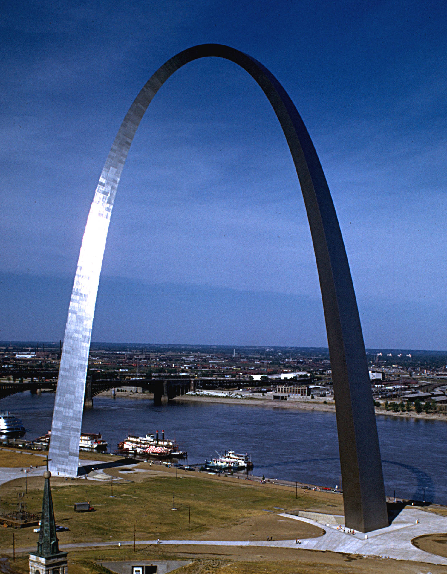 Majestic View Of St. Louis Arch With Riverboat Cruises