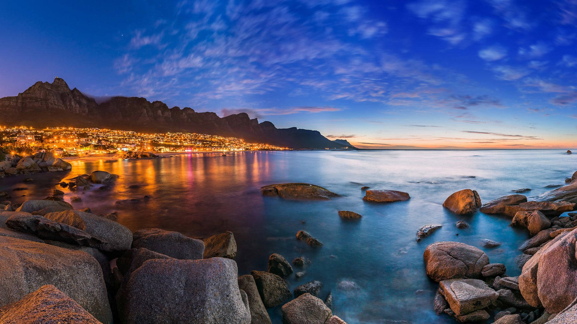 Majestic View Of Table Mountain, Cape Town Background