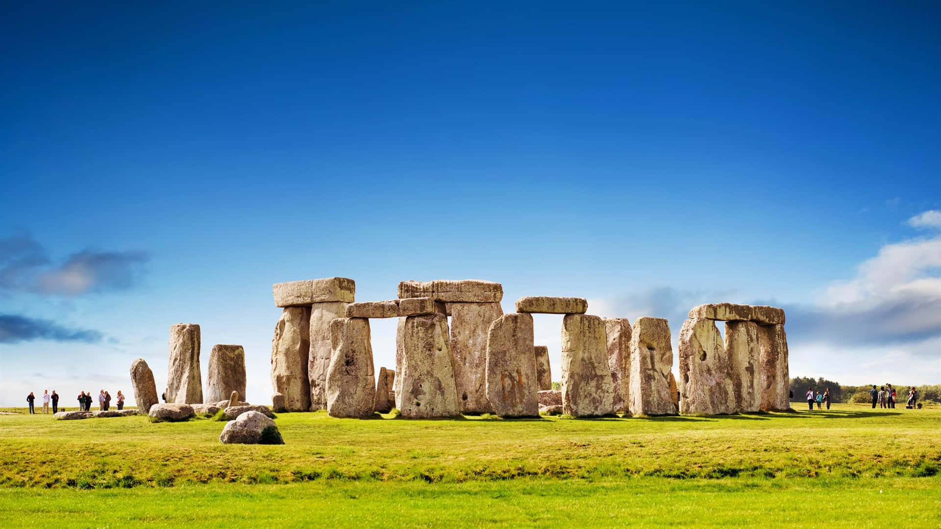 Majestic View Of The Historic Stonehenge Landmark Background