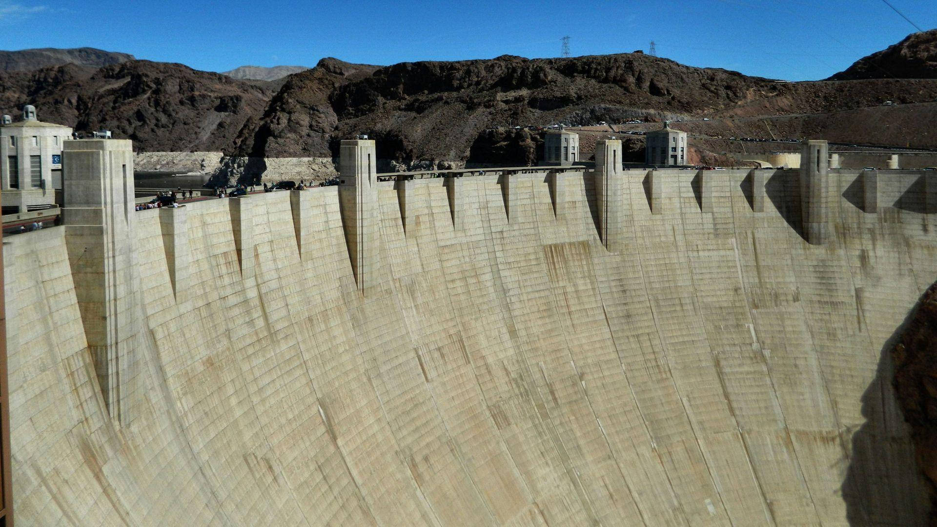 Majestic View Of The Hoover Dam Background