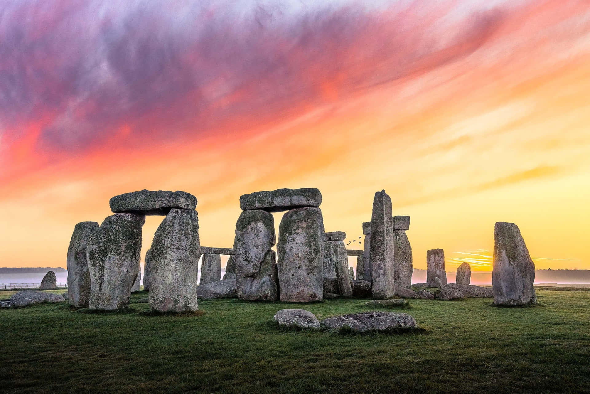 Majestic View Of The Iconic Stonehenge In England Background