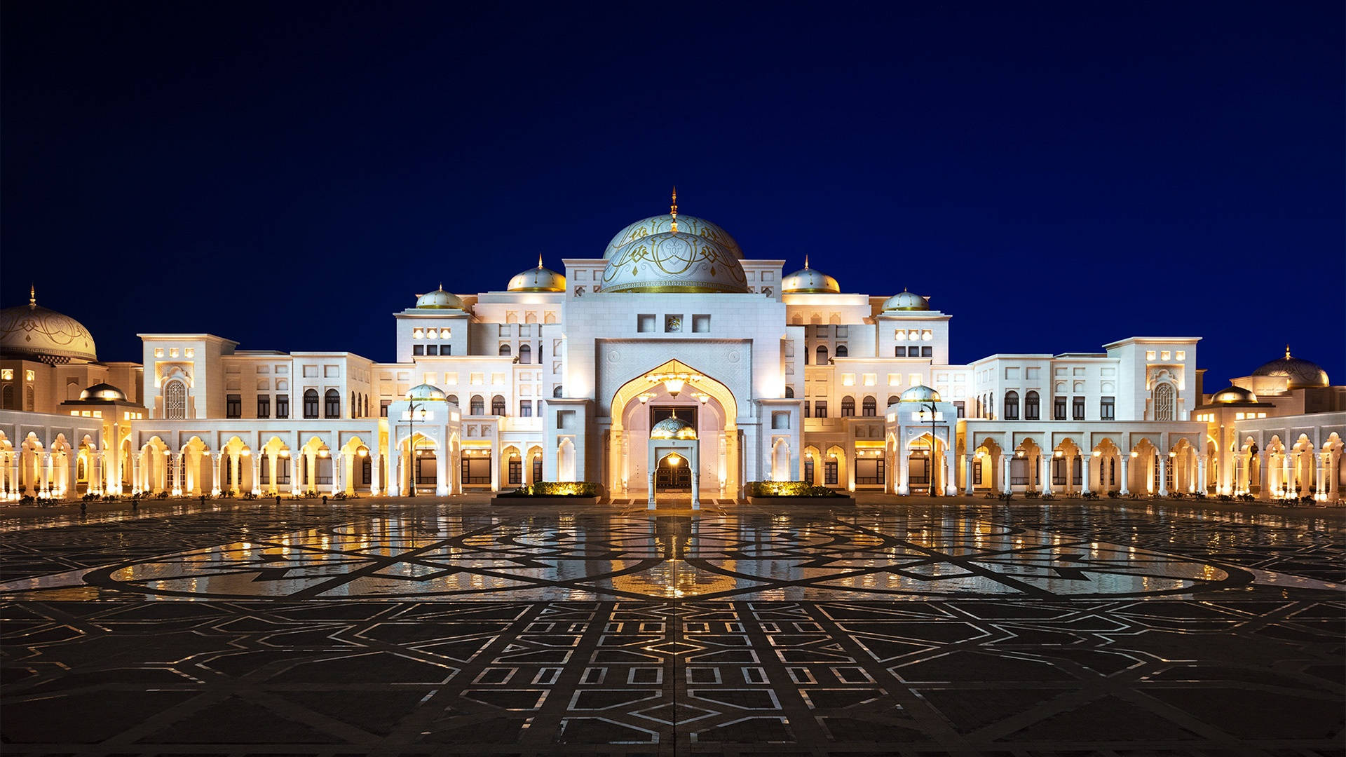 Majestic View Of The Qasr Al Watan, United Arab Emirates Background