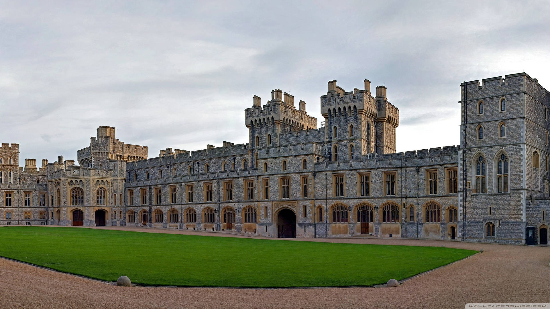 Majestic View Of Windsor Castle Courtyard Background