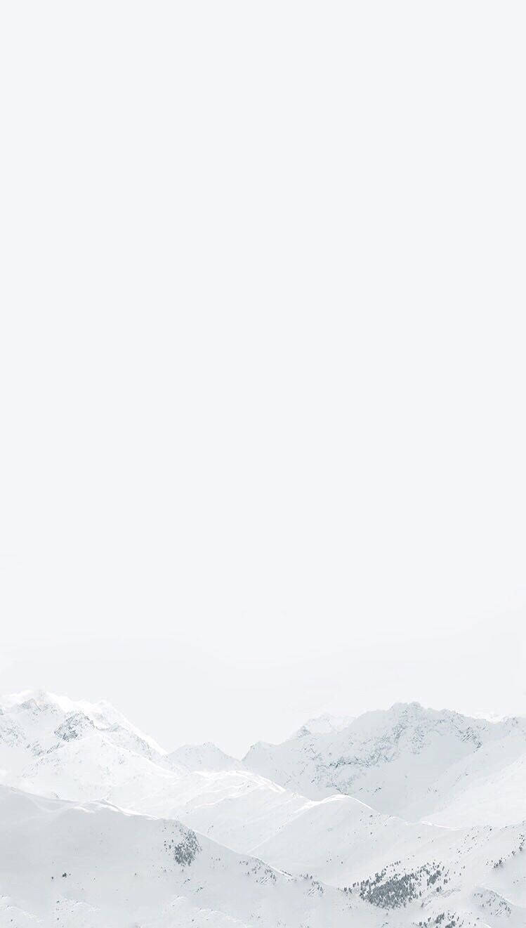 Majestic White Snowcapped Mountain Background