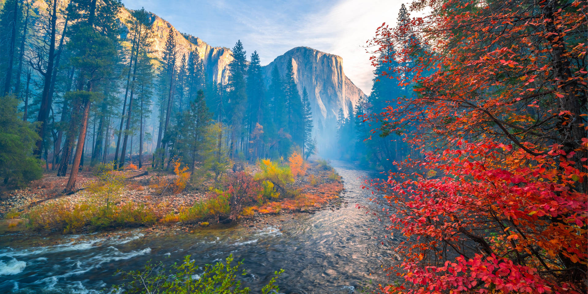 Majestic Yosemite National Park River View Background