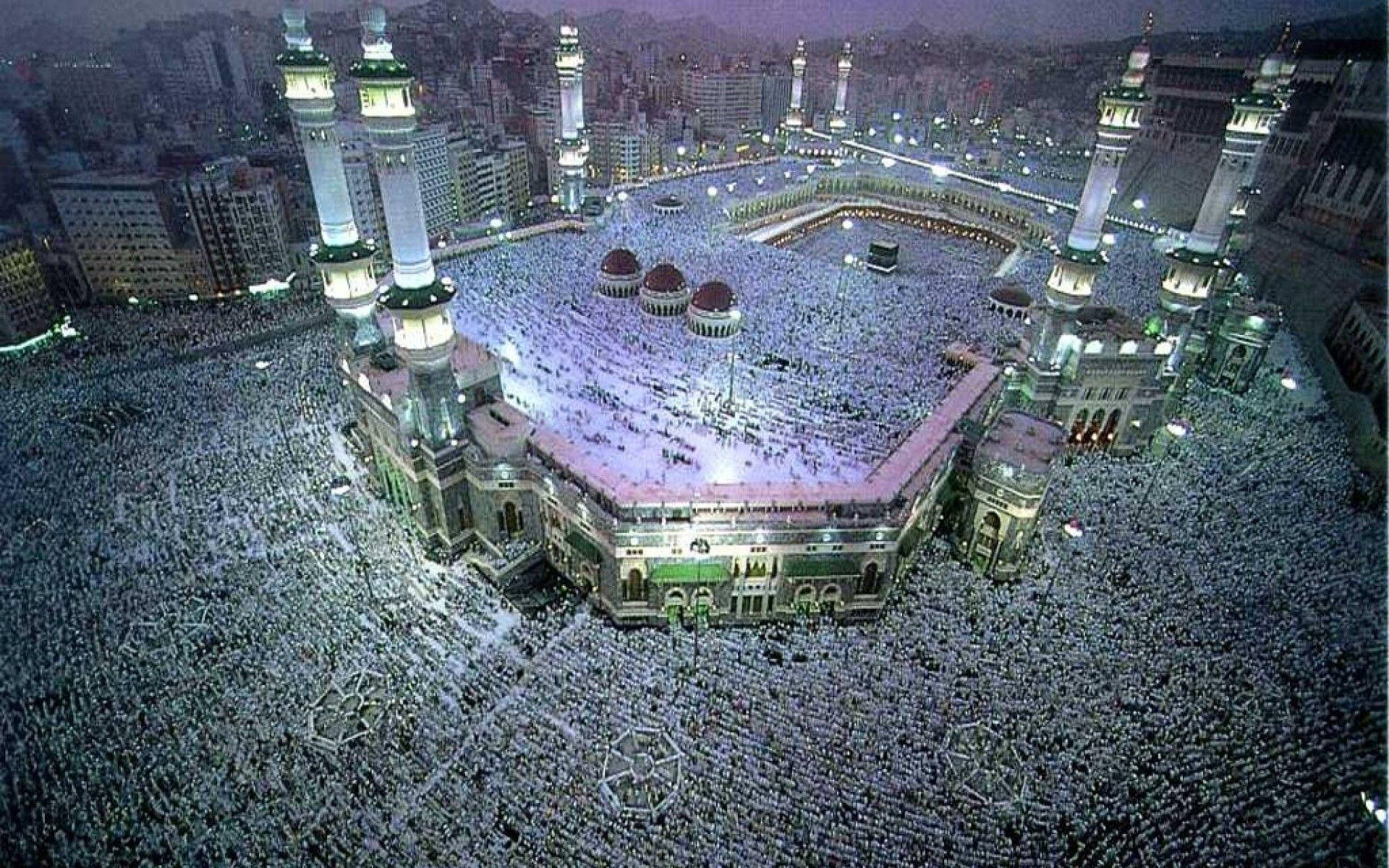 Makkah Hd Kaaba Loyal Worshippers