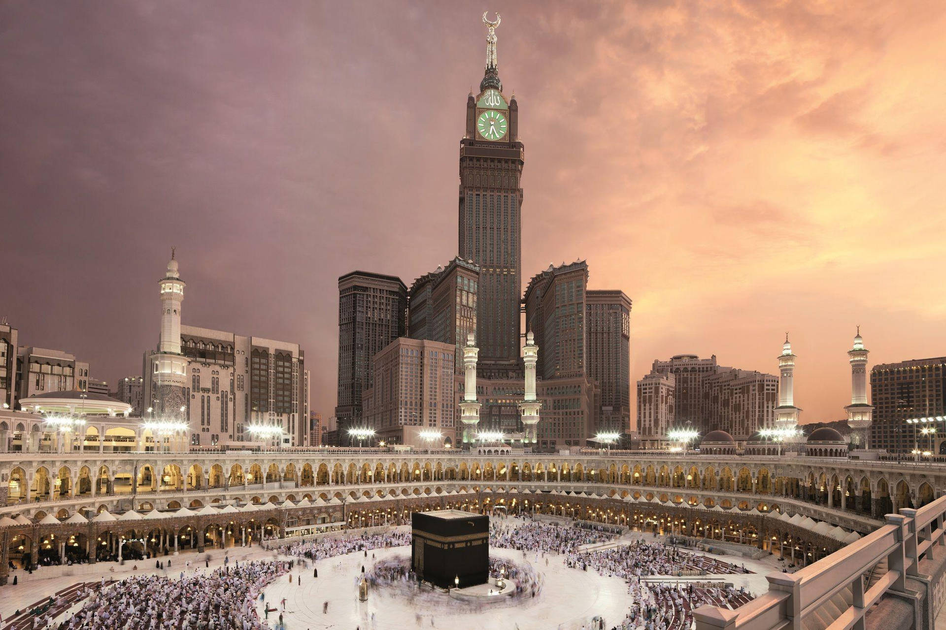 Makkah Hd Tall Clock Tower Skyscrapers Background