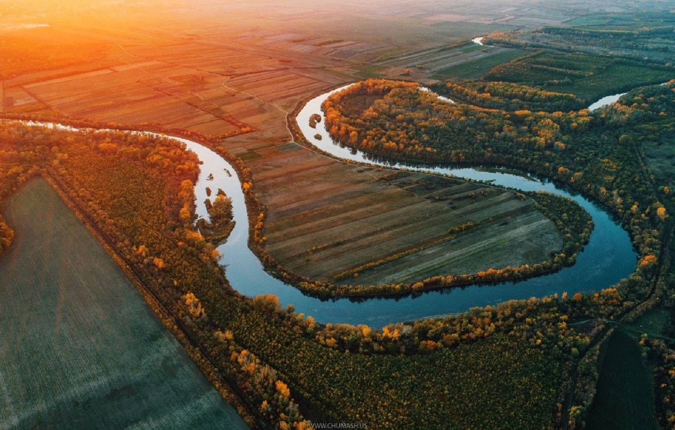 Maldova Prut River Background