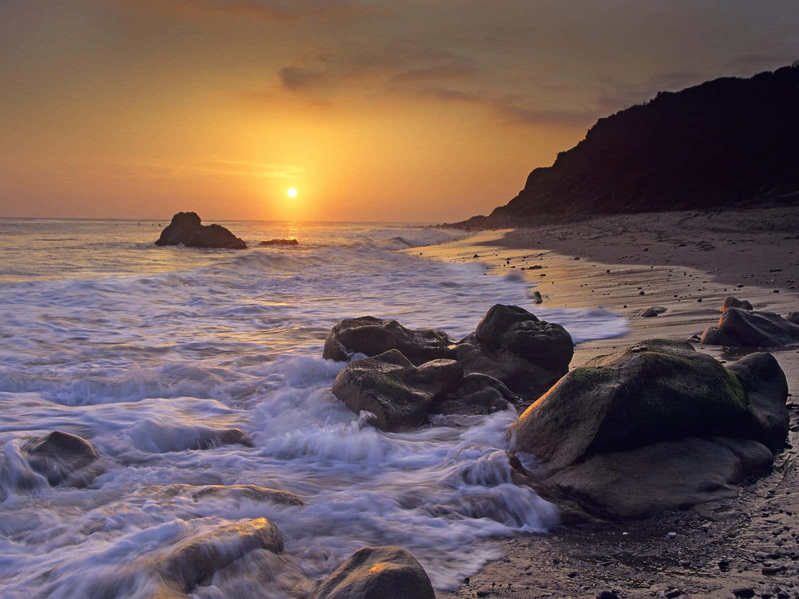 Malibu Huge Stones Beach Sunrise Desktop Background