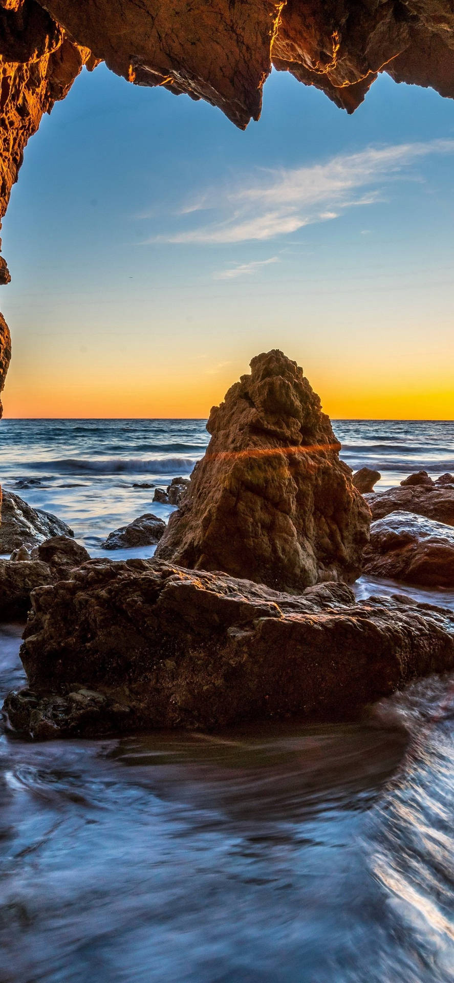 Malibu Natural Rock Formation Background